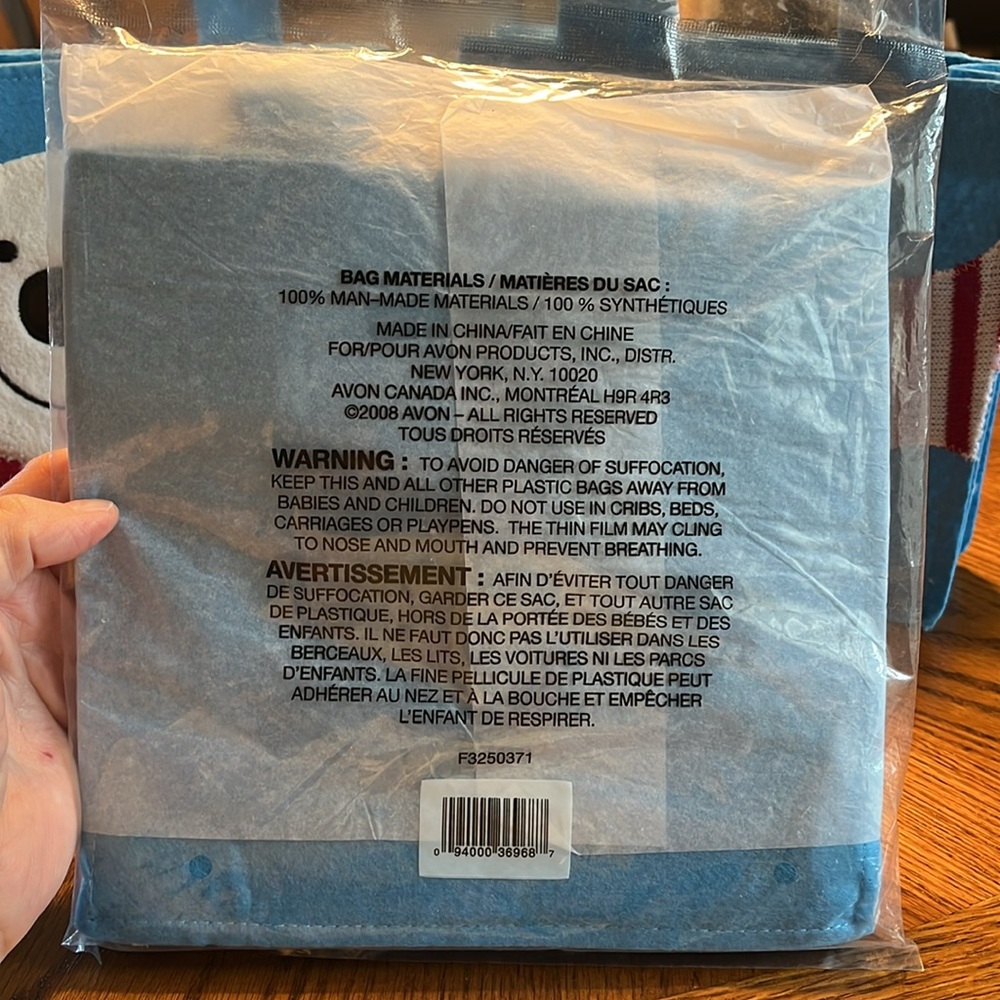 Avon Lot of 3 Polar Bear felt and fabric gift bags - Picture 4 of 4
